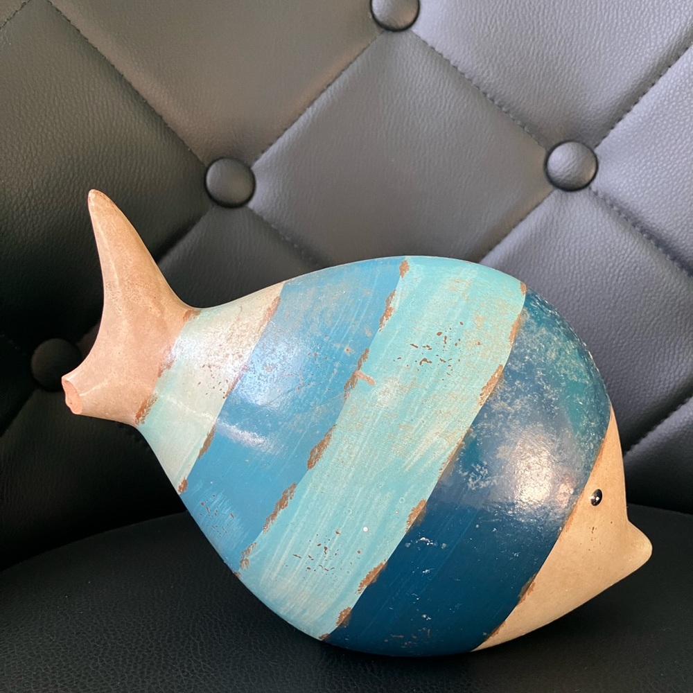 Blue and Tan Striped Fish Figurine - Picture 4 of 7